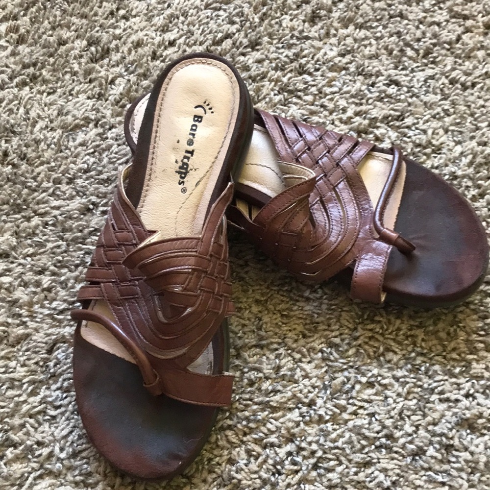 Bare Traps Sandals